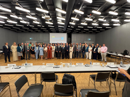 Group Picture from the sidelines of High Level Round Table Conference 